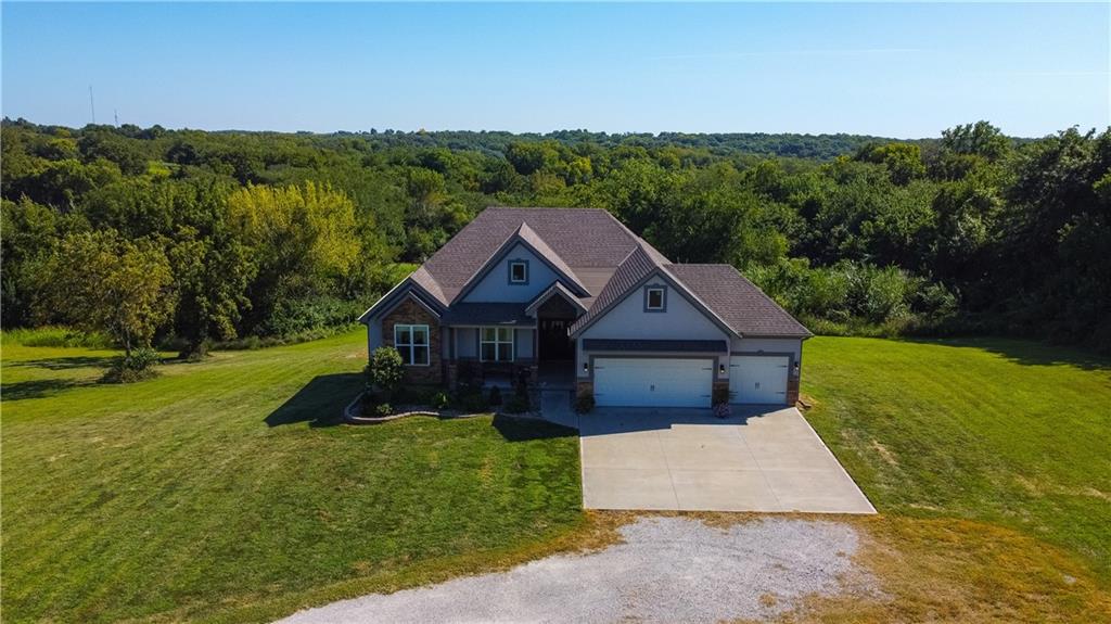 Photo 4 of 1404 SE Bush Road