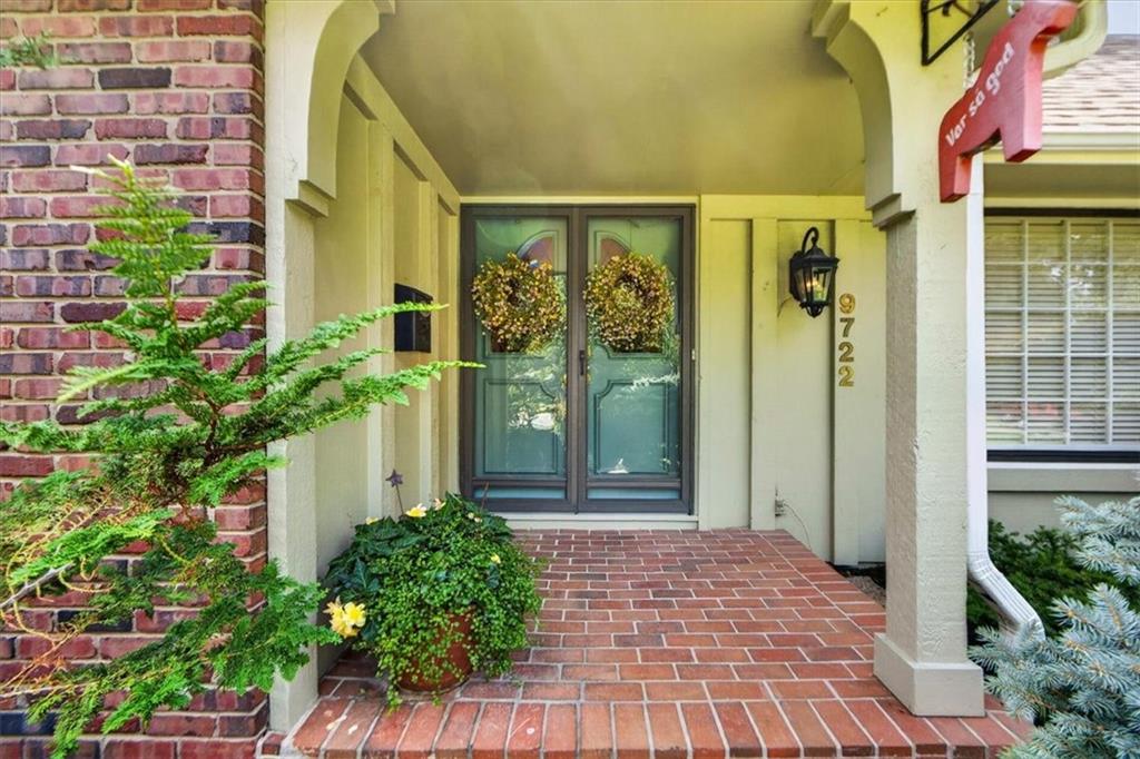 Photo 7 of 9722 Briar Street