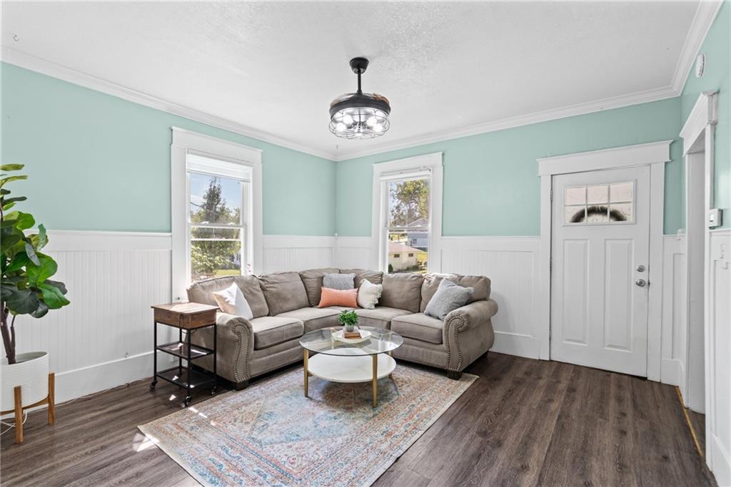 Photo 4 of 519 N Morse Avenue