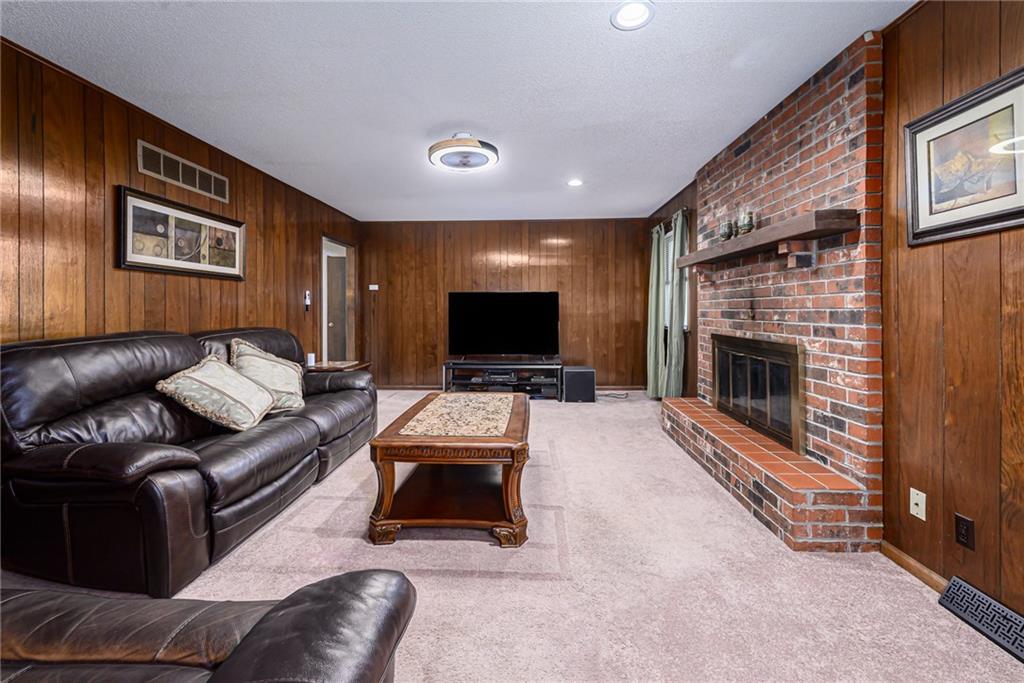 Photo 5 of 8716 Haskell Avenue