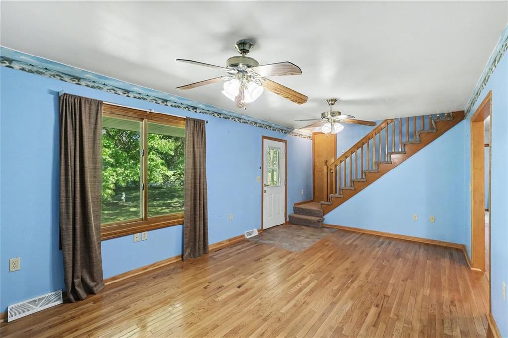 Photo 4 of 16614 S Hadsell Road