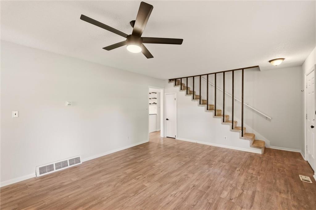 Photo 5 of 812 S 94th Street