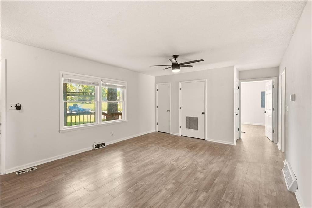 Photo 6 of 812 S 94th Street