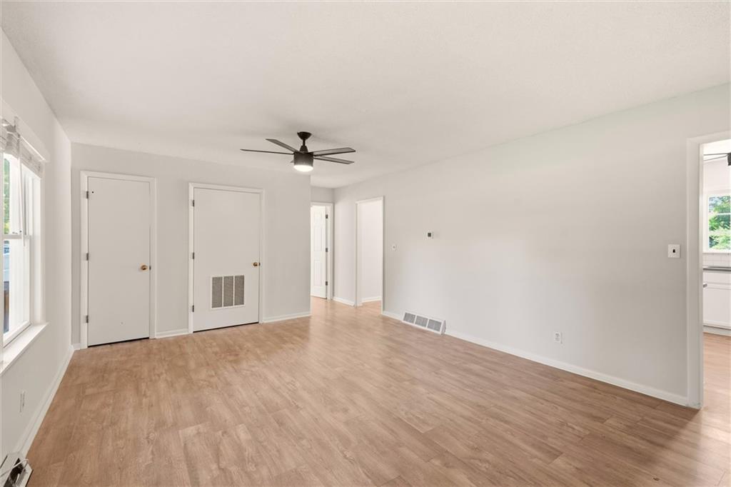 Photo 7 of 812 S 94th Street