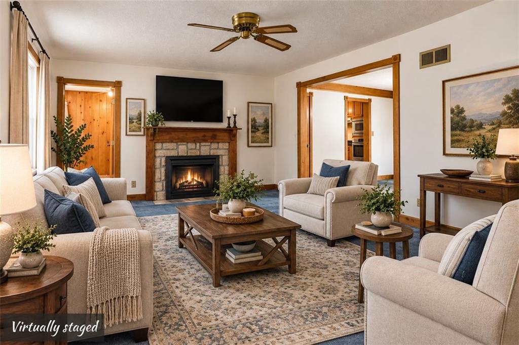 Photo 5 of 5530 N Spruce Avenue