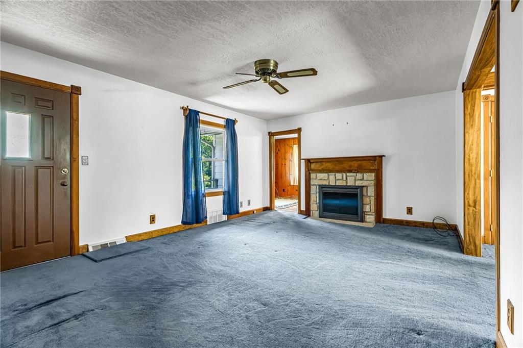 Photo 6 of 5530 N Spruce Avenue