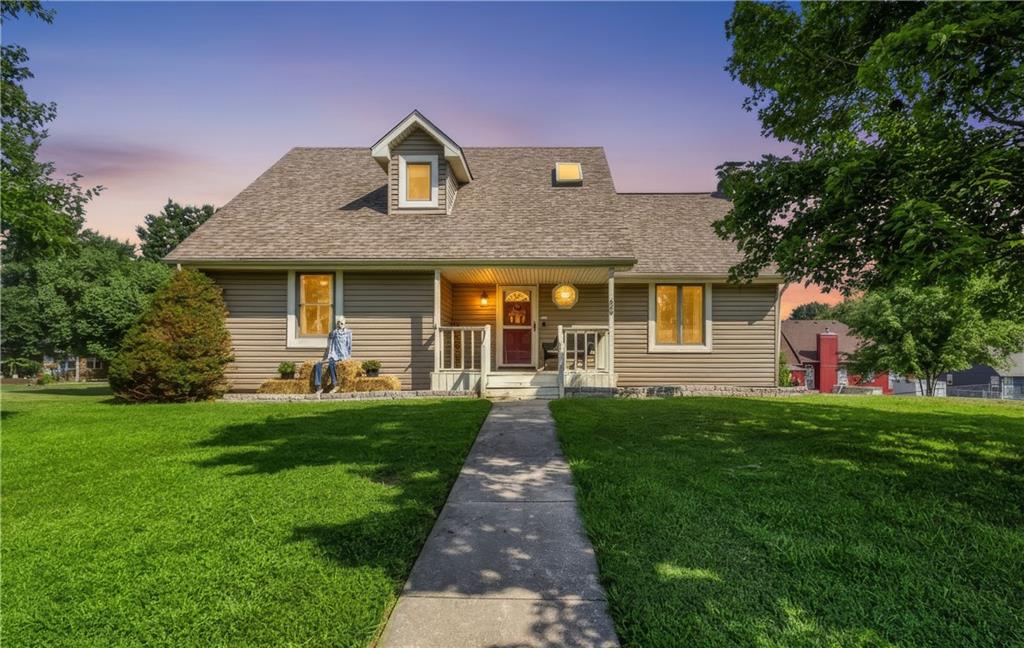 Photo of 609 Foster Lane