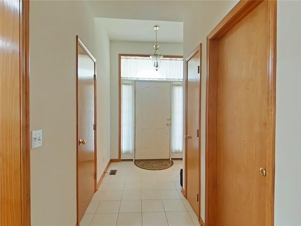 Photo 2 of 2901 Eastbrook Court