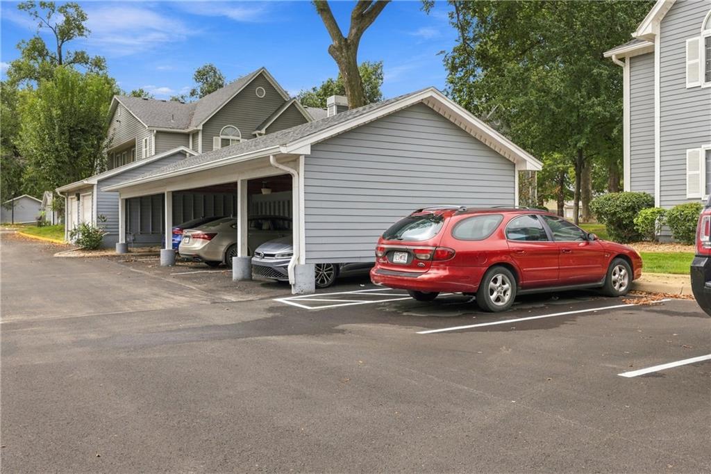 Photo 6 of 4017 S Crysler Avenue #7