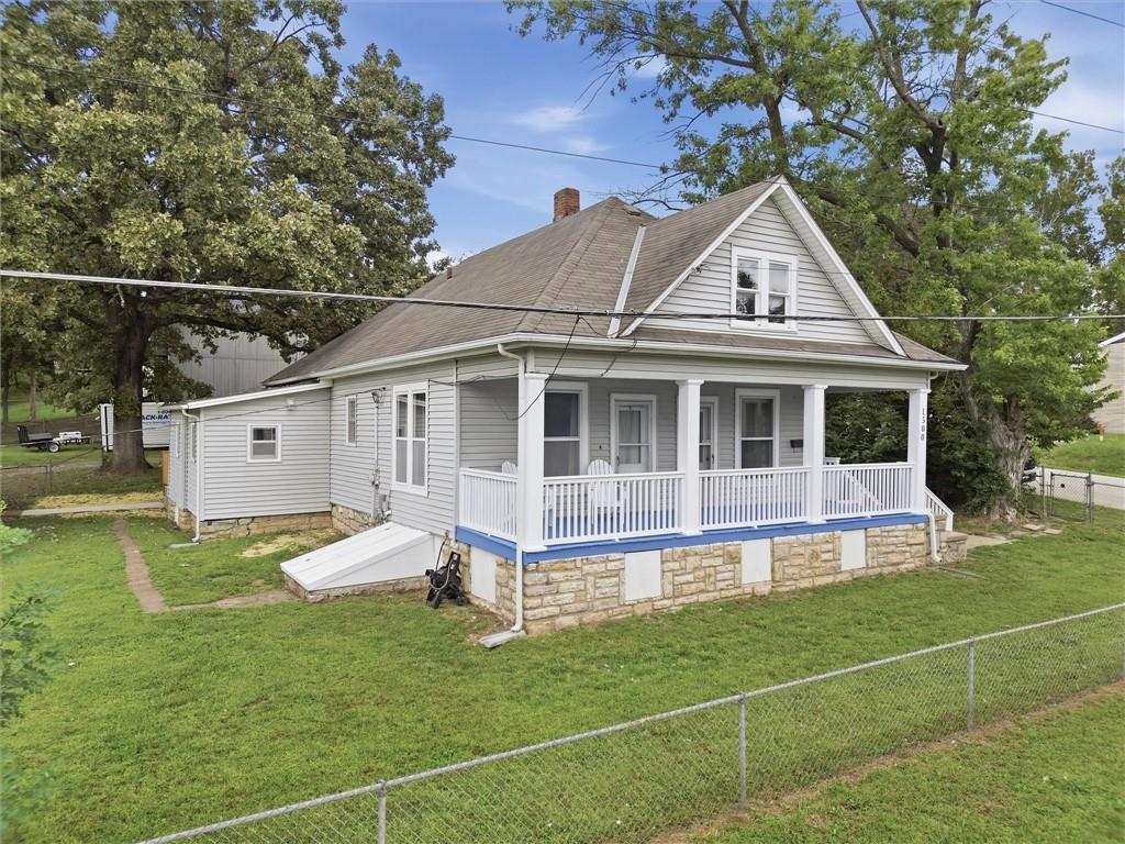 Photo of 1300 Kearney Road