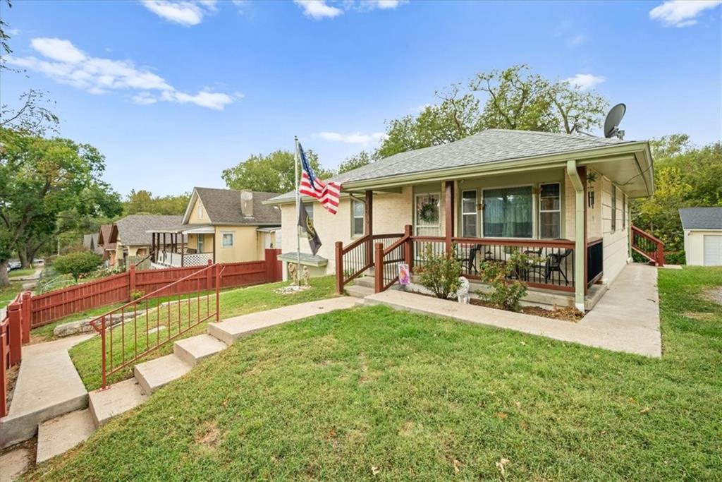 Photo 5 of 406 Elmwood Avenue
