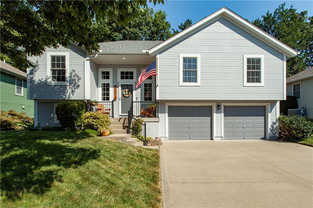 Photo of 2701 NW Richard Drive