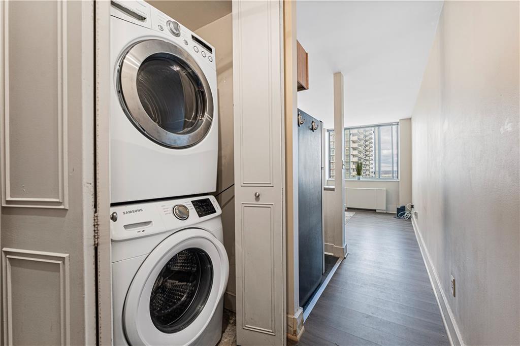 Photo 6 of 600 E 8th Street #4F