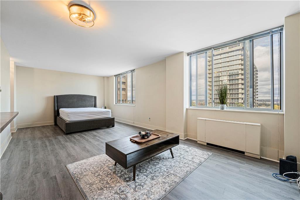 Photo 7 of 600 E 8th Street #4F