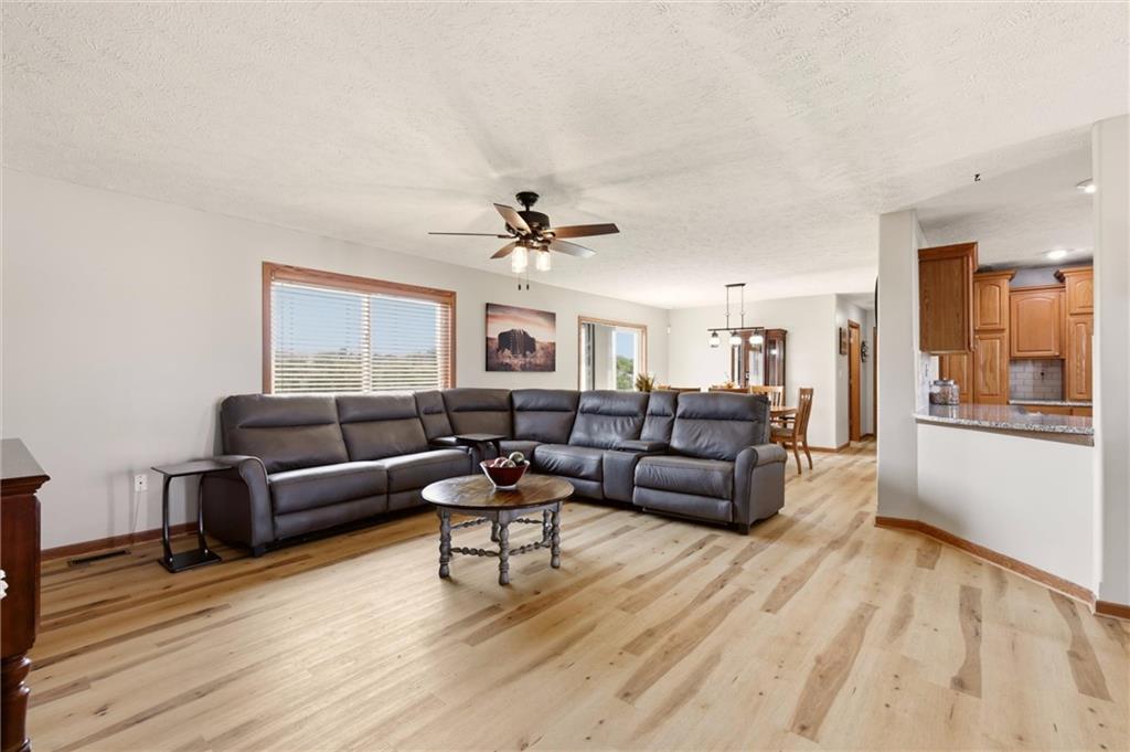 Photo 6 of 529 NW 1421st Road