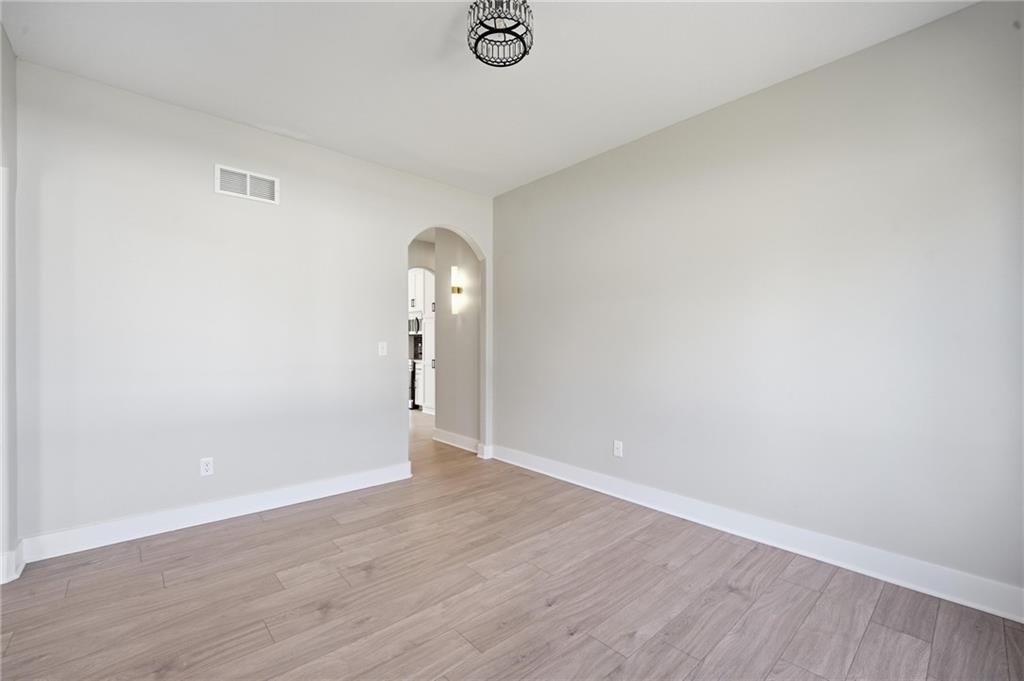 Photo 5 of 1816 NE Volos Court