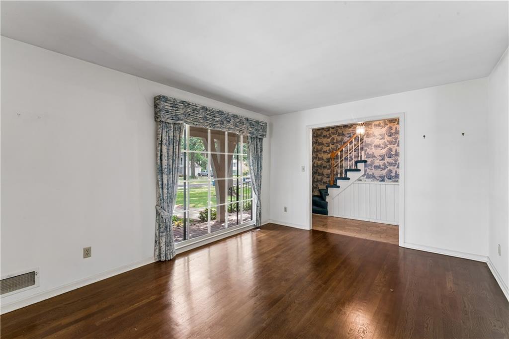 Photo 7 of 9312 Alhambra Street
