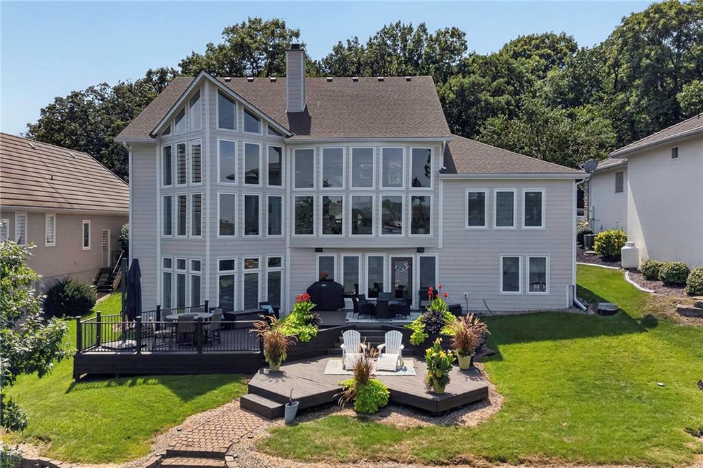 Photo 4 of 326 SouthShore Drive