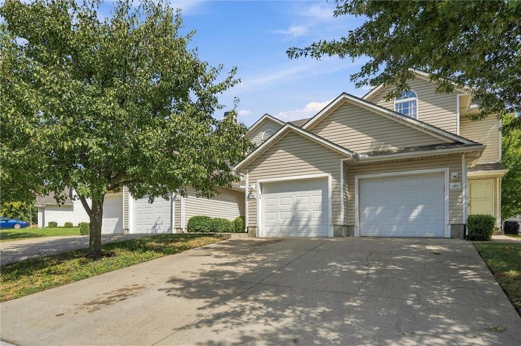 Photo of 1315 SE Broadway Circle