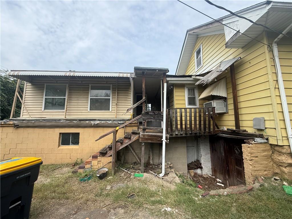 Photo 5 of 2832 Askew Avenue