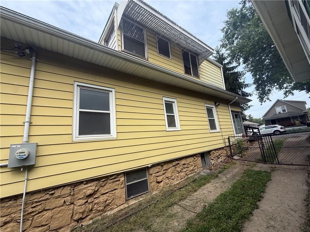Photo 6 of 2832 Askew Avenue