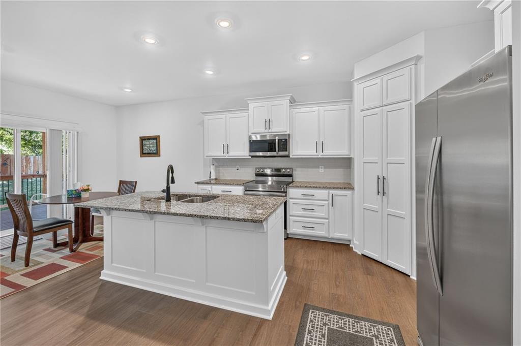Photo 7 of 204 S Marimack Court
