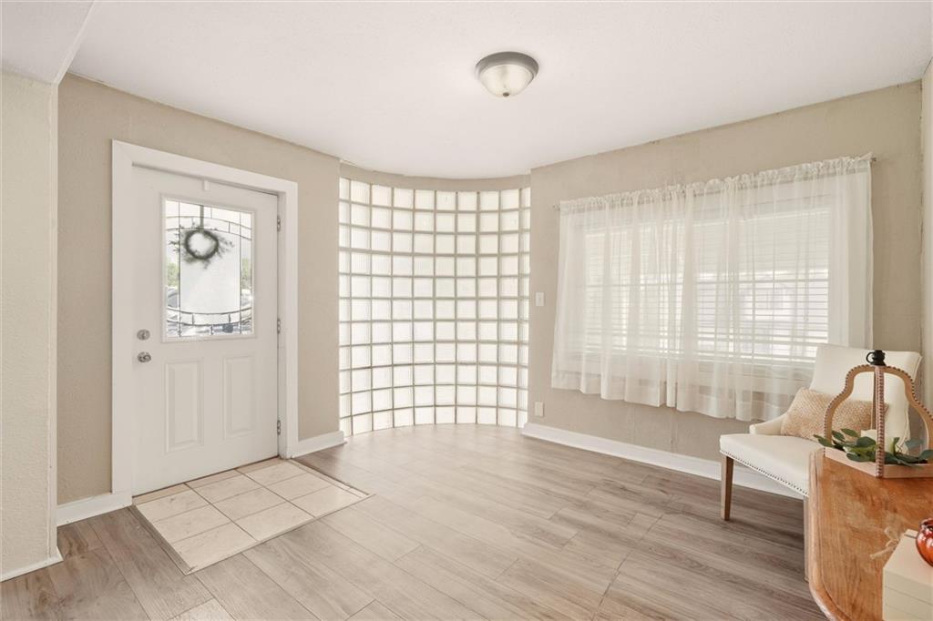 Photo 6 of 6207 Leavenworth Road