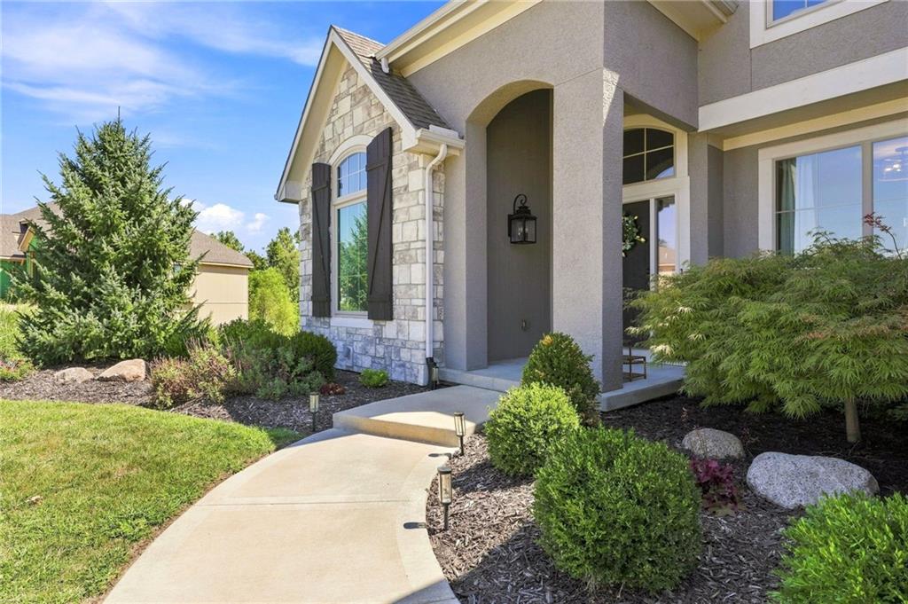 Photo 3 of 13559 Terrace Park Drive