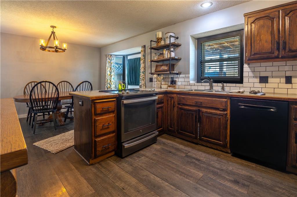 Photo 6 of 621 Shepherd Road