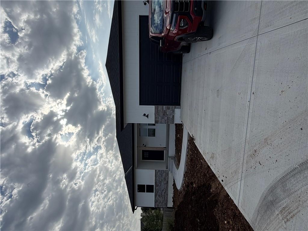 Photo of 1415 Thomas Drive