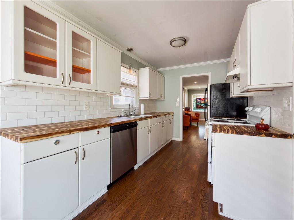 Photo 7 of 1007 E 22nd Avenue