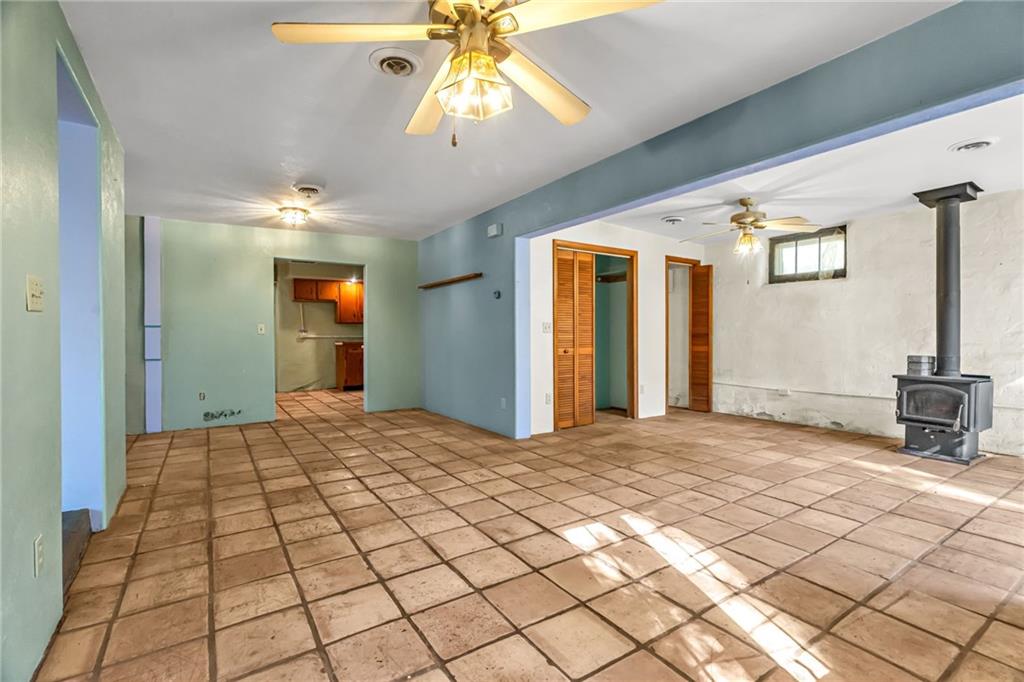 Photo 6 of 5400 Foster Street