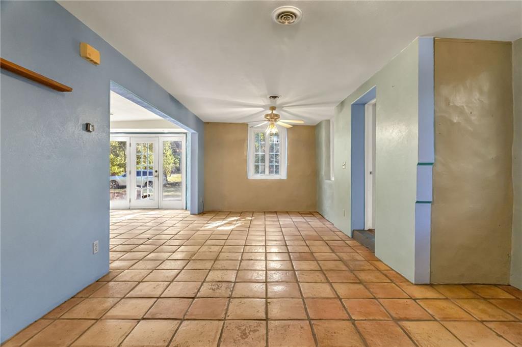 Photo 7 of 5400 Foster Street