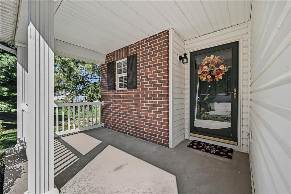 Photo 4 of 9810 NE 98th Terrace