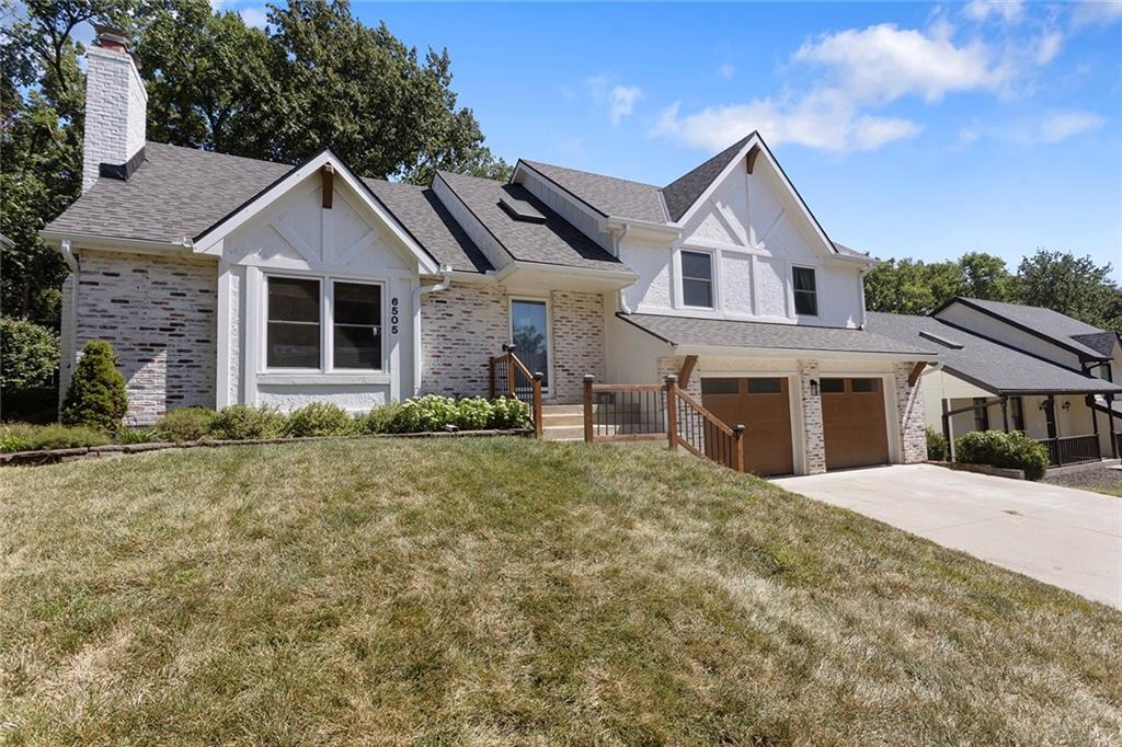 Photo 2 of 6505 N Beaman Avenue