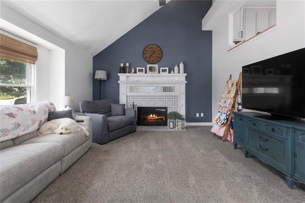 Photo 4 of 6505 N Beaman Avenue