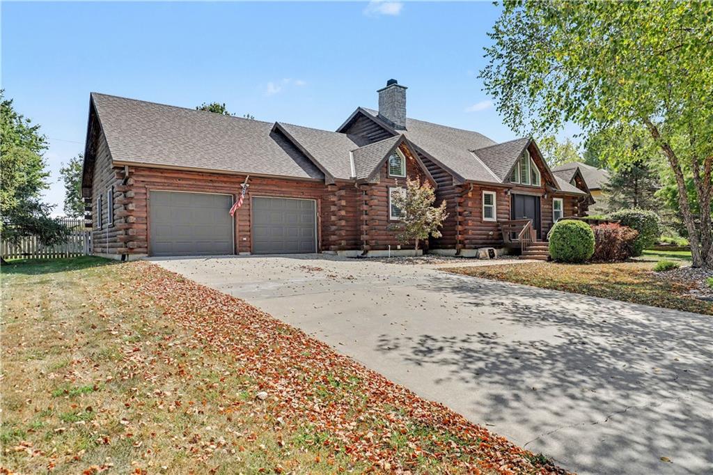 Photo of 611 N Winnebago Drive