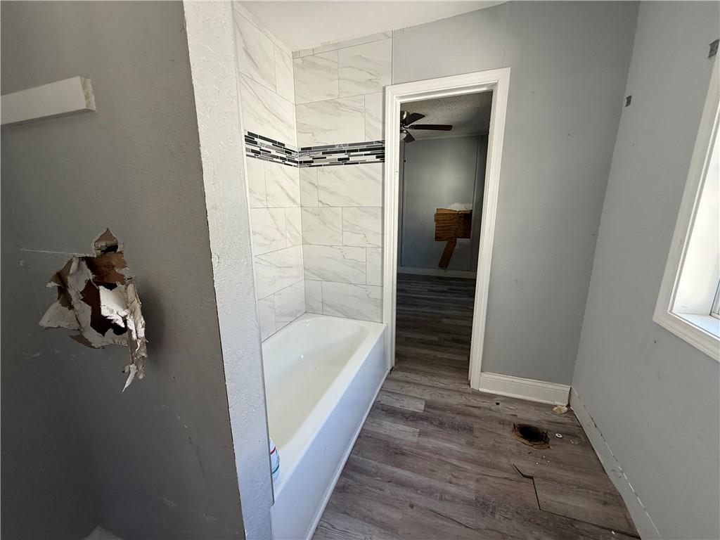 Photo 4 of 10033 E Wilson Road