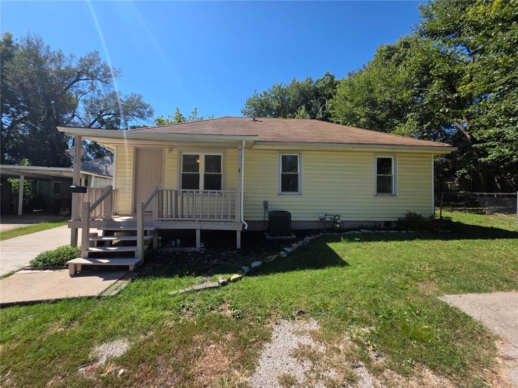 Photo of 1112 Leslie Street