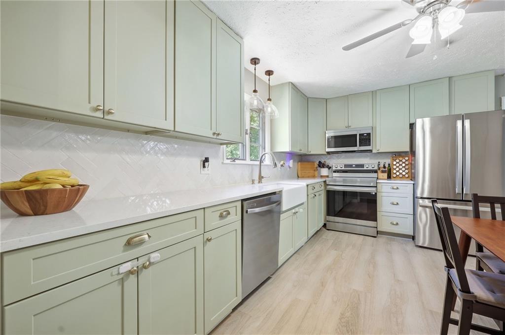 Photo 5 of 804 S Brentwood Street