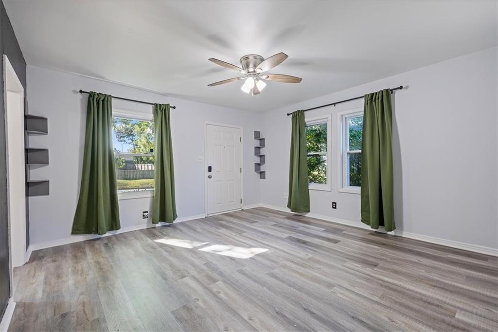 Photo 4 of 4705 Reinhardt Drive