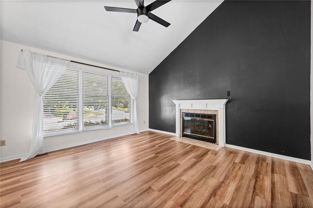 Photo 6 of 10902 N Harrison Street