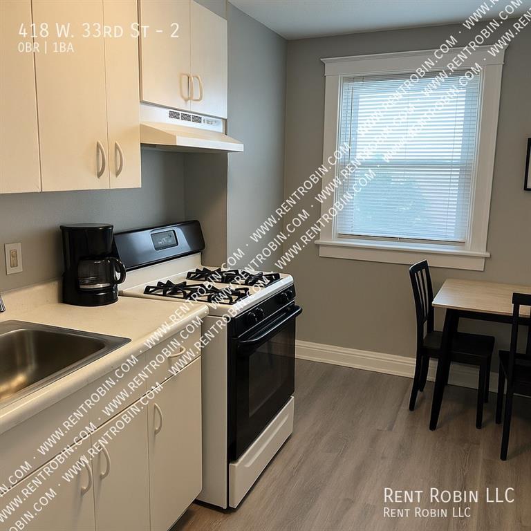 Photo 4 of 418 W 33rd Street #2