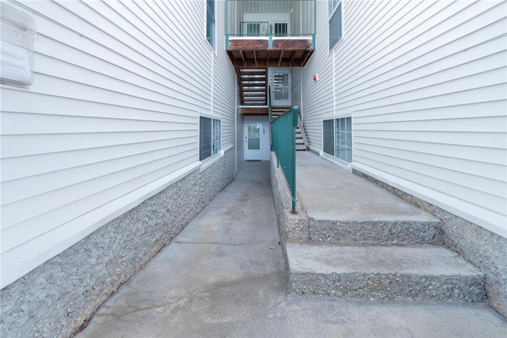 Photo 3 of 2283 NE 68th Street