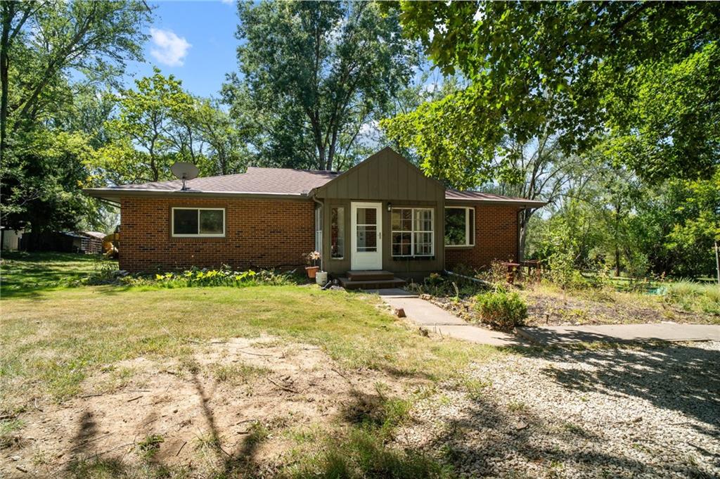 Photo 4 of 20269 McLouth Road