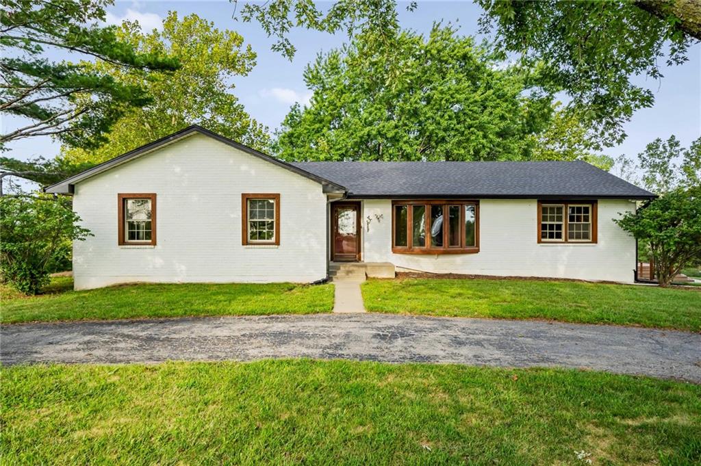 Photo of 24540 Mission Belleview Road