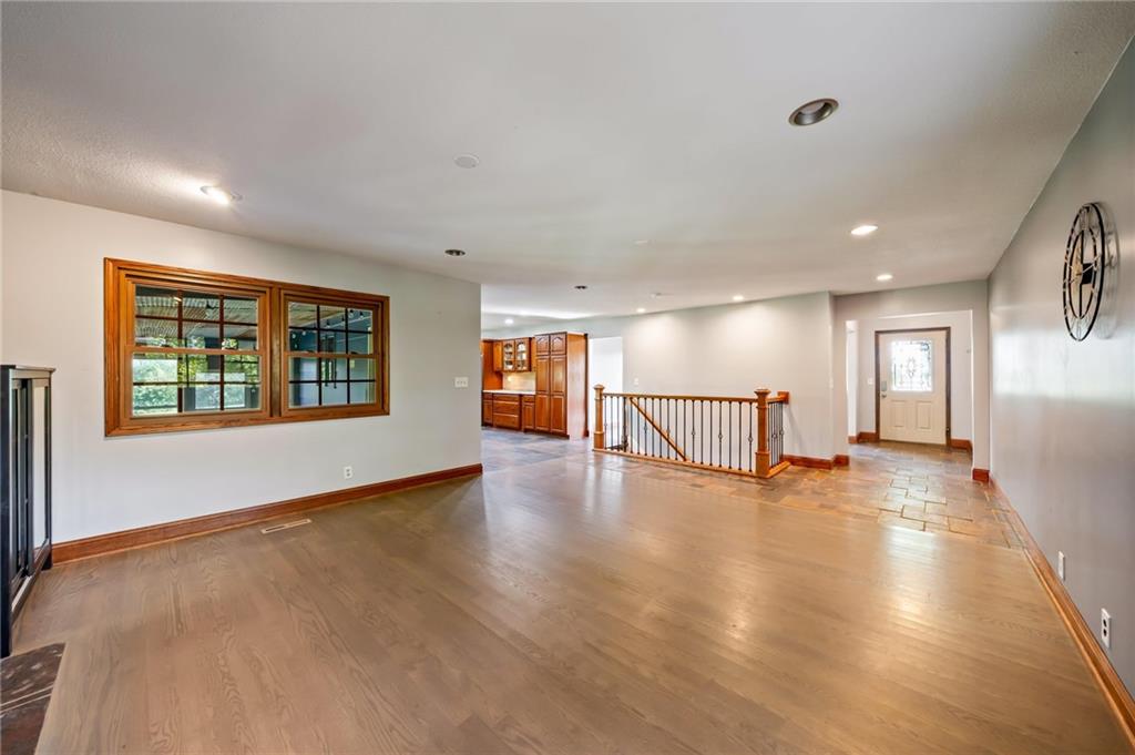 Photo 5 of 24540 Mission Belleview Road