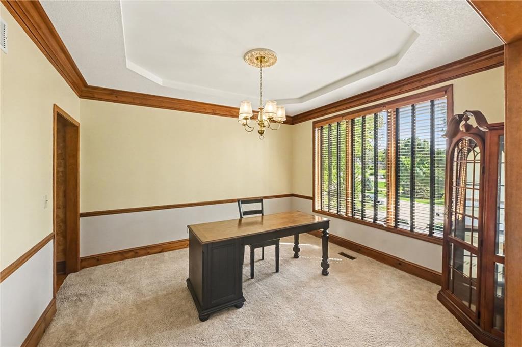 Photo 5 of 8225 NW Weatherby Drive