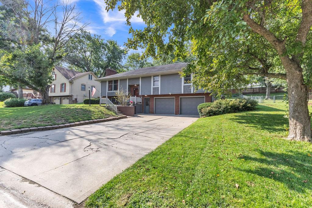 Photo 4 of 4404 Rainbow Court