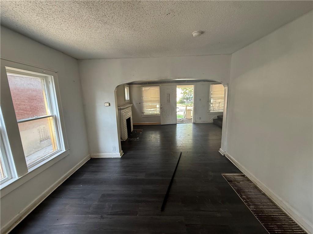 Photo 6 of 307 N Lawn Avenue